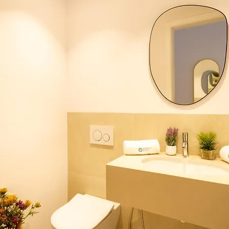 Апартаменты Banus - Playas Del Duque Beachside Complex *