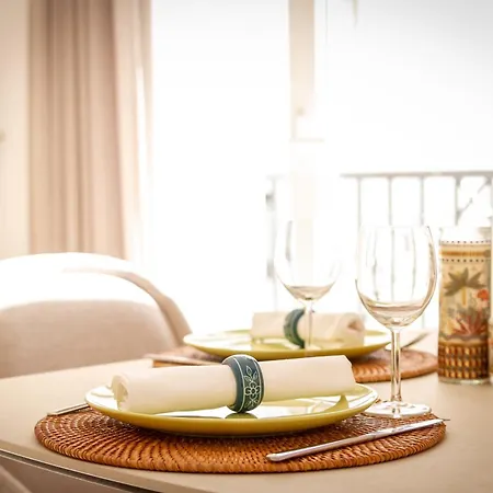 Апартаменты Banus - Playas Del Duque Beachside Complex