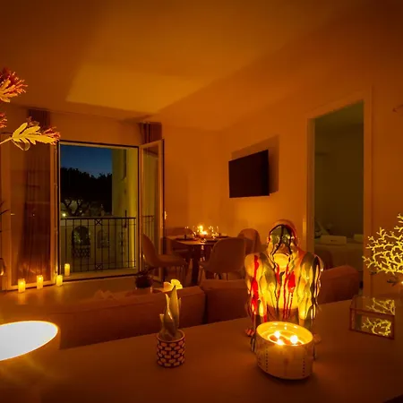 Апартаменты Banus - Playas Del Duque Beachside Complex