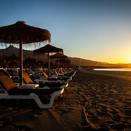 Banus - Playas Del Duque Beachside Complex Марбелья