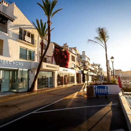 Banus - Playas Del Duque Beachside Complex Марбелья