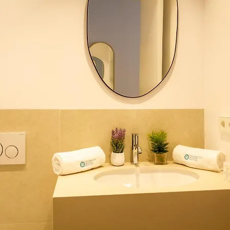 Апартаменты Banus - Playas Del Duque Beachside Complex
