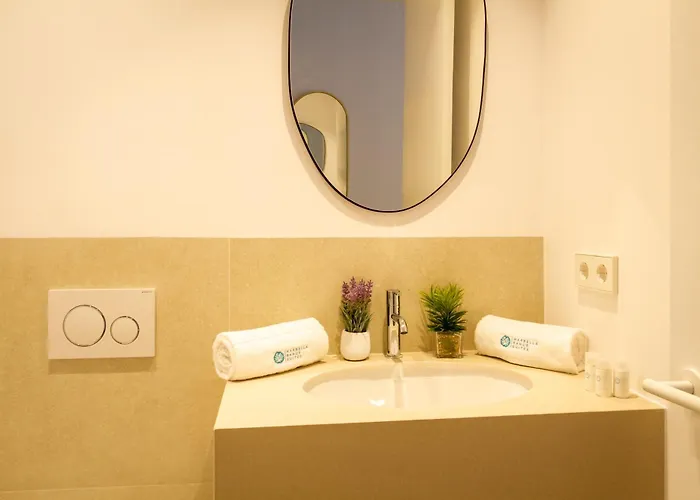 شقة Banus - Playas Del Duque Beachside Complex