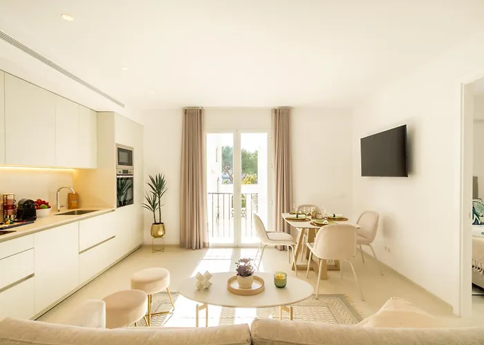 شقة Banus - Playas Del Duque Beachside Complex *